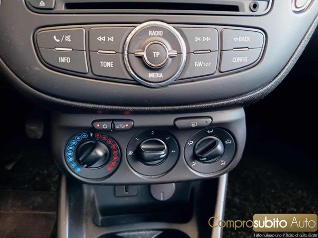 OPEL Corsa 1.2 5 porte Cosmo