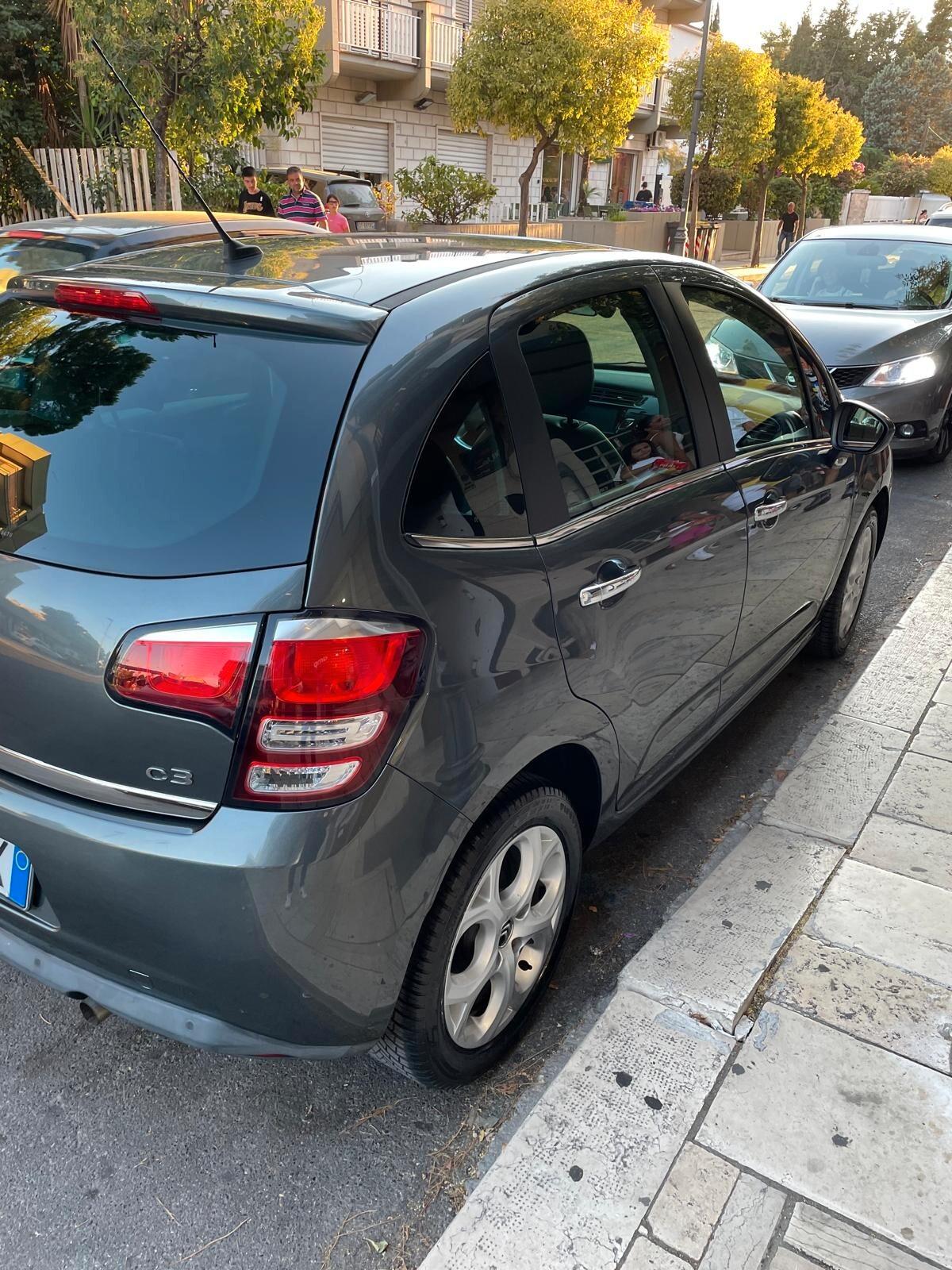 Citroen C3 PureTech 82 Exclusive Tetto Panoramico