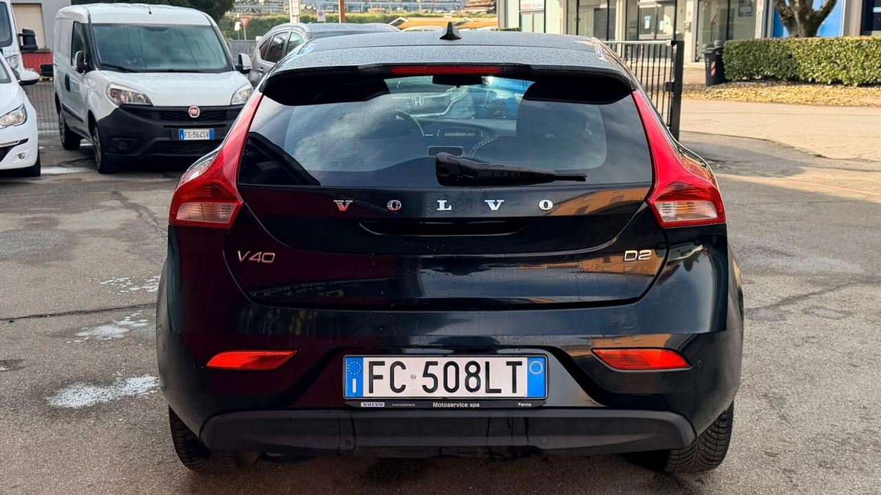 Volvo V40 D2 Momentum Neopatentati
