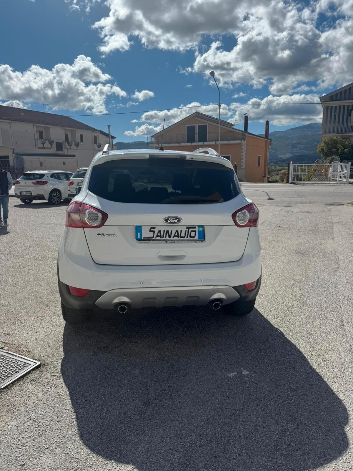 Ford Kuga 2.0 TDCI 140 CV 4WD Titanium