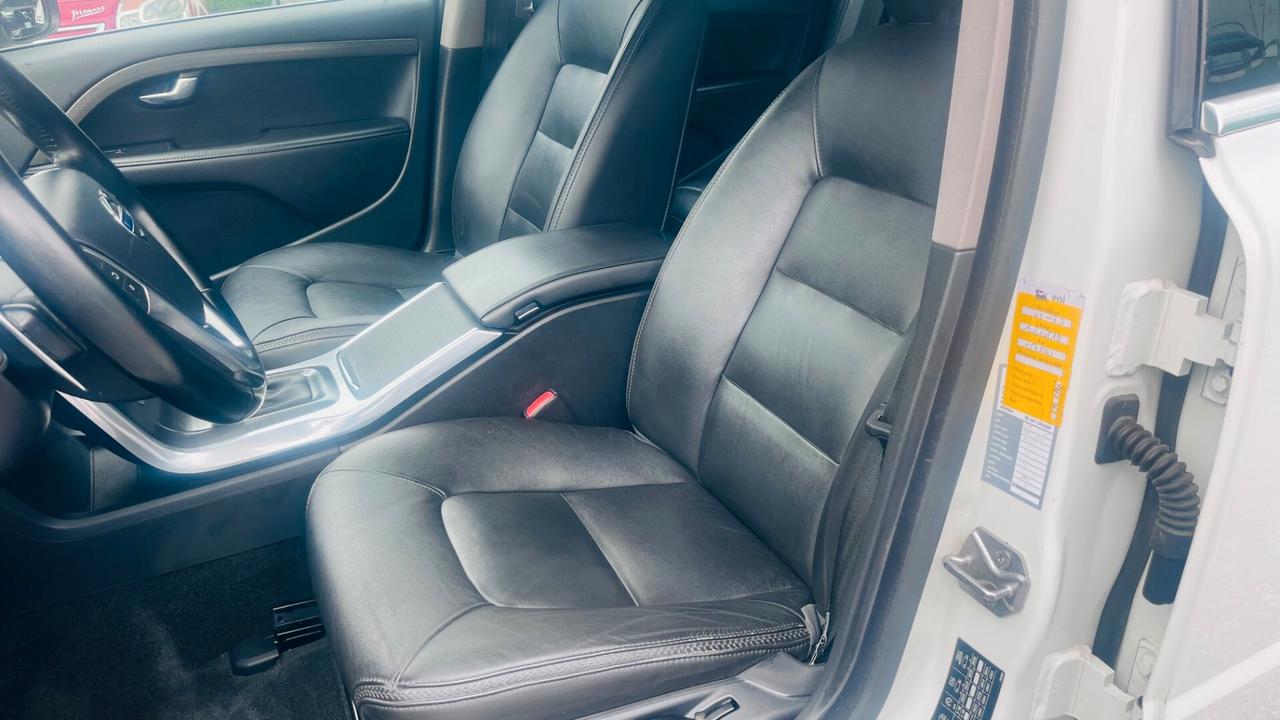 Volvo XC 70 D4 AWD Geartronic Summum