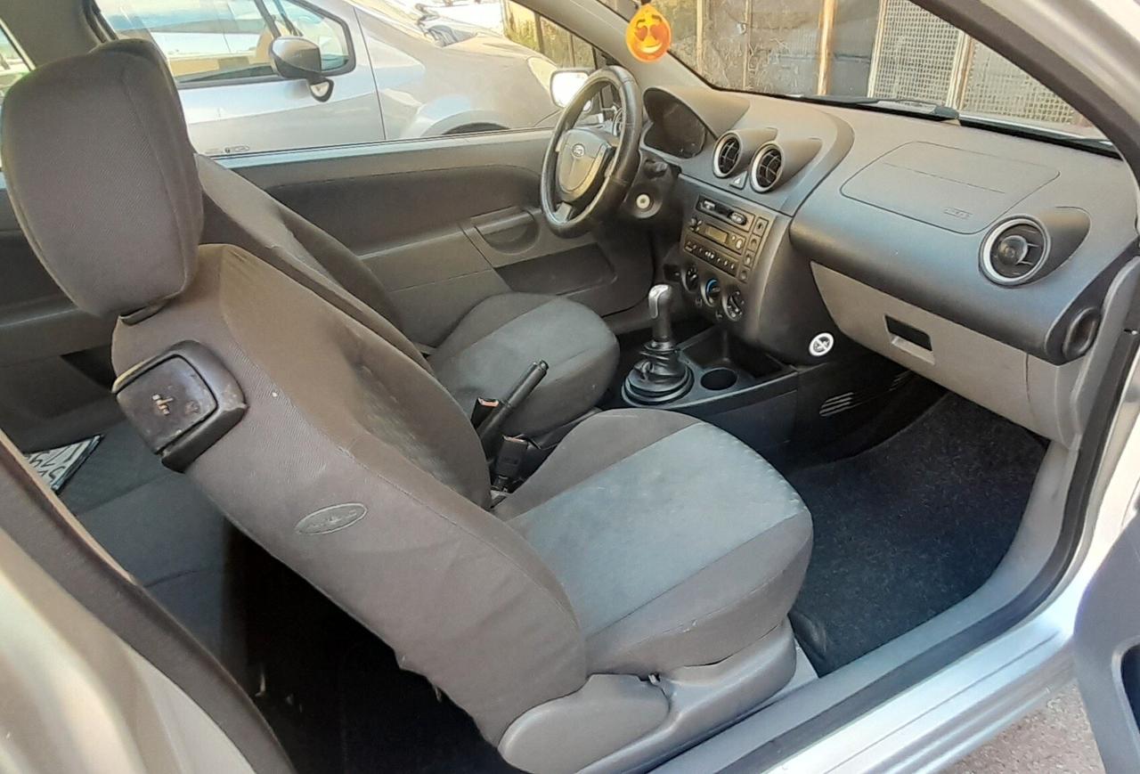 Ford Fiesta 1.4 16V 3p. Zetec
