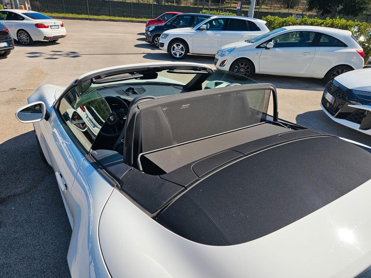 Porsche 911 Carrera Cabriolet