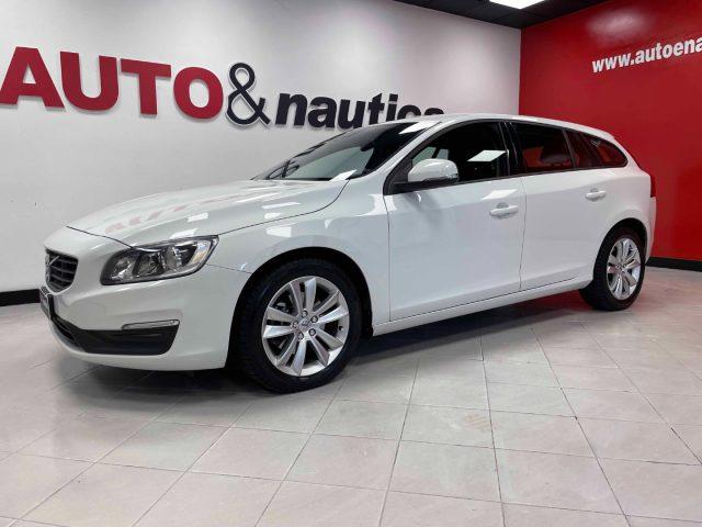 VOLVO V60 2.0 D2 MOMENTUM