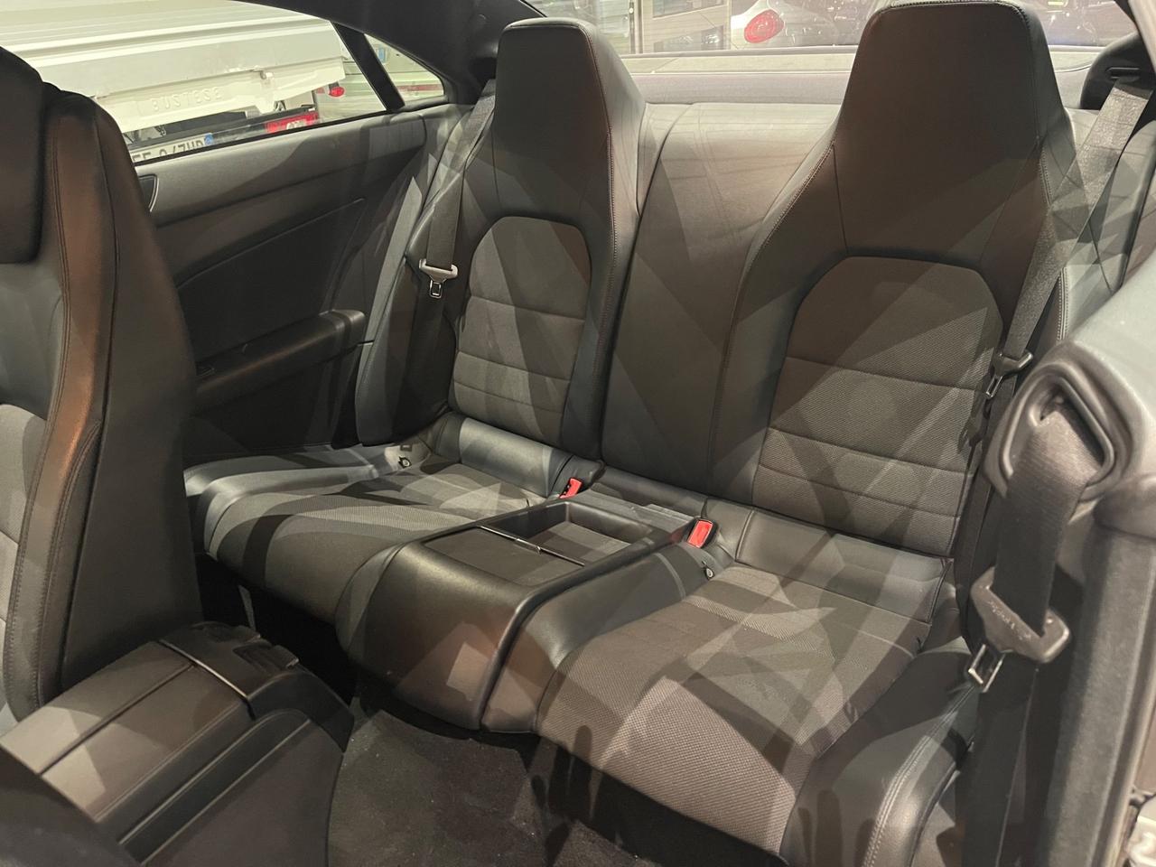 Mercedes-benz E 220 CDI Coupé BlueEFFICIENCY Avantgarde