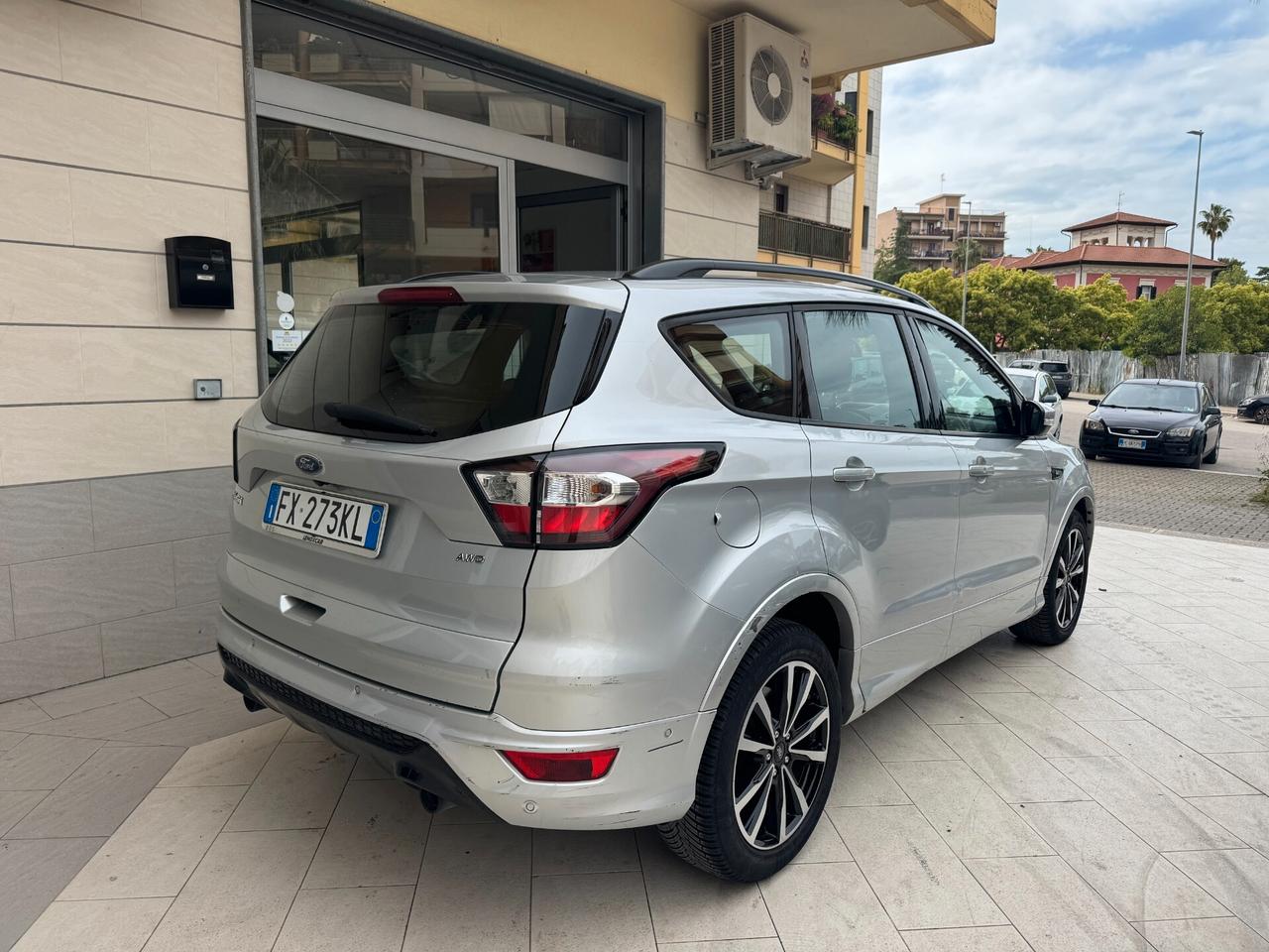 Ford Kuga 2.0 TDCI 150 CV S&S 4WD Powershift ST-Line