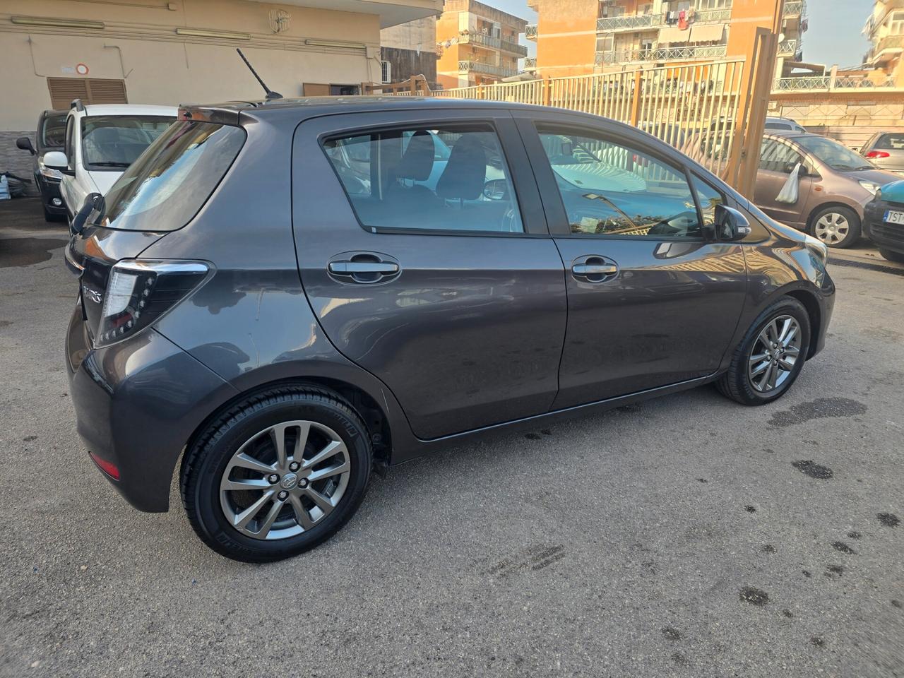 Toyota Yaris 1.4 D-4D 5 porte Lounge