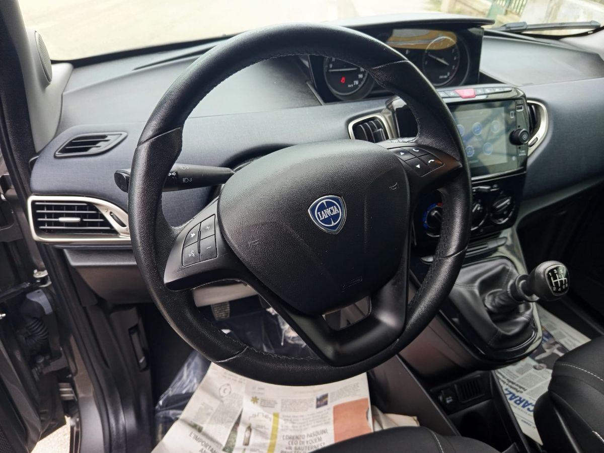 LANCIA Ypsilon 1.0 FireFly 5p. Hybryd Gold 2022