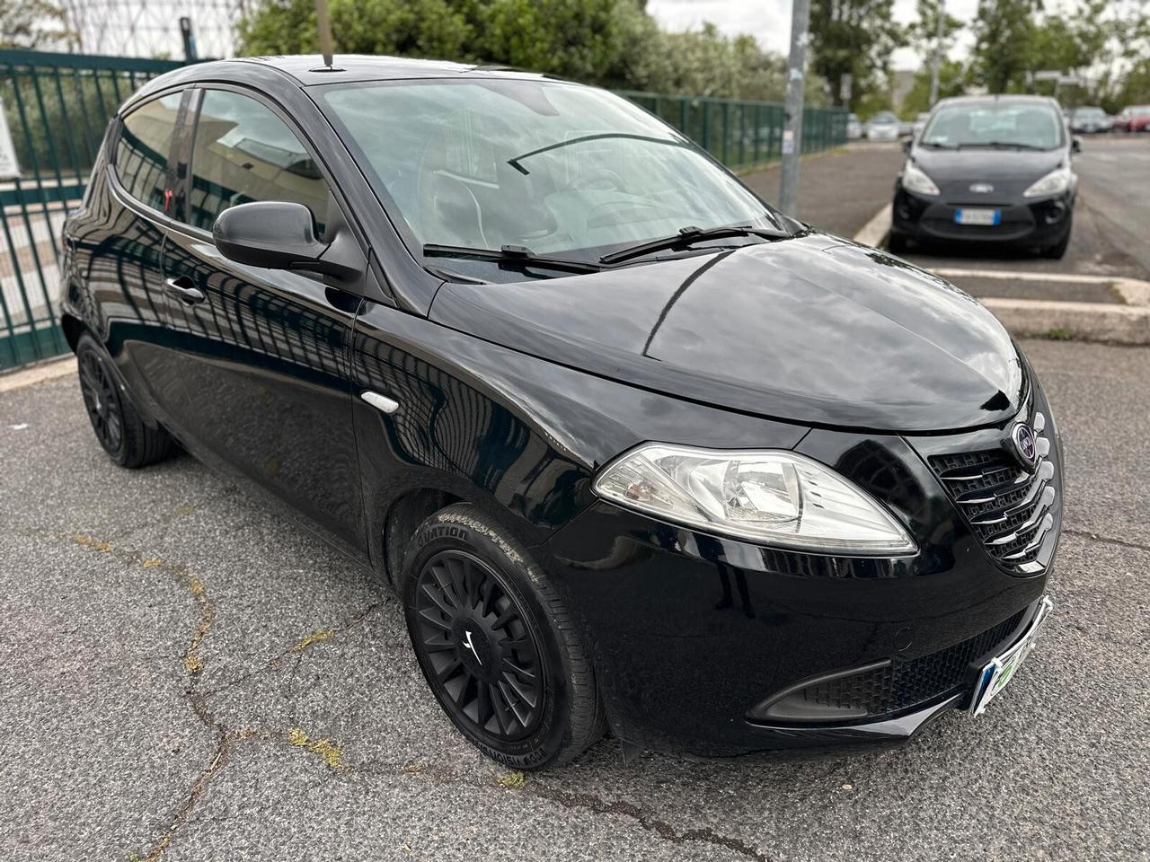 Lancia Ypsilon GPL RINNOVATO GARANZIA 12 MESI