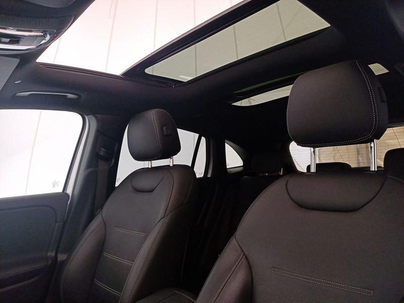 Mercedes-Benz GLA GLA-H247 2020 200 d Premium auto