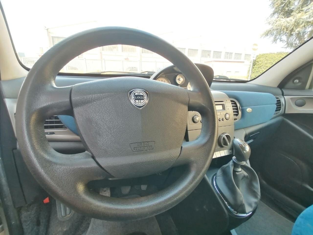 Lancia Ypsilon 1.2 Gold GPL