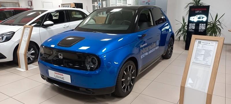 HONDA E ADVANCE 17