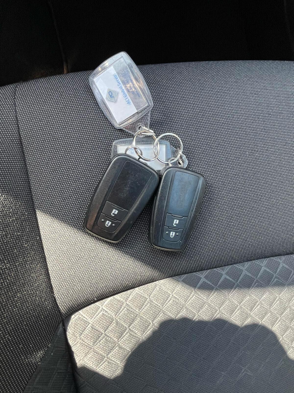 Toyota C-HR 1.8 Hybrid E-CVT Business