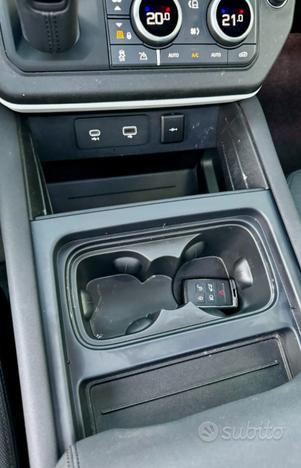 LAND ROVER Defender 110 3.0D I6 250 CV AWD Auto