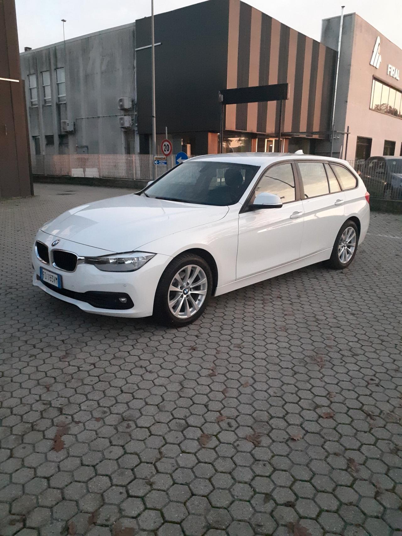 Bmw 318 318d Touring Luxury