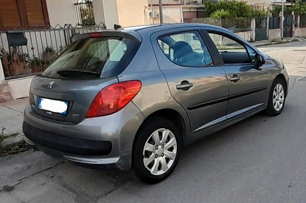 Peugeot 207 1.4 8V 75CV 5p. Energie Sport ECO GPL