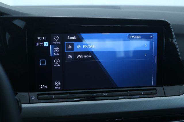 VOLKSWAGEN Golf 1.0 eTSI EVO DSG Life / Neopatentati