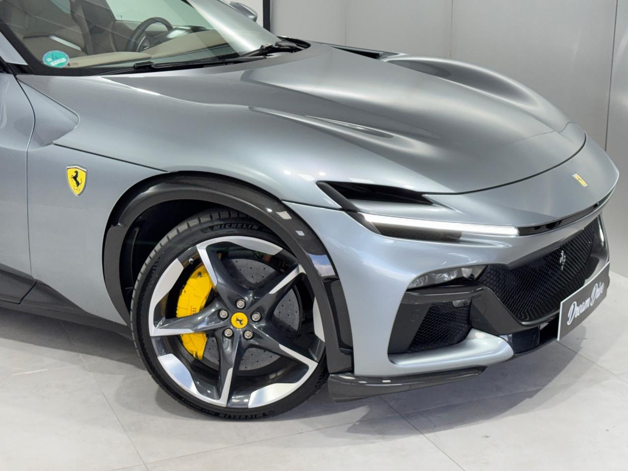 Ferrari Purosangue 6.5 V12 725 CV F1 DCT 8 rapporti – Extracampionari
