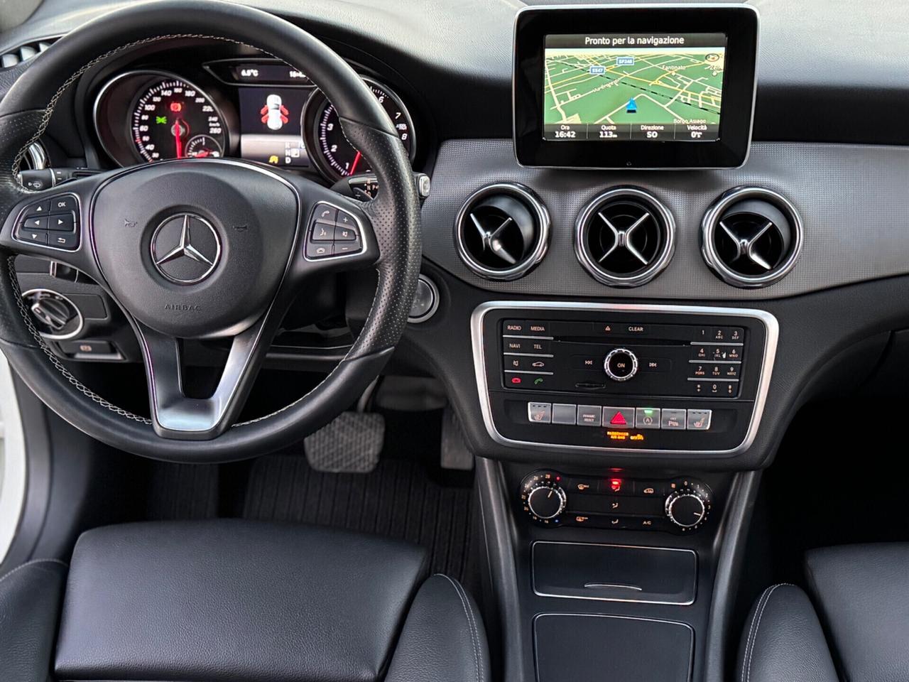 Mercedes-benz GLA 180 Sport, Pelle Automatico