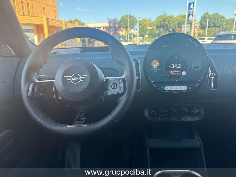 MINI Mini Countryman U25 Mini Countryman SE Favoured all4