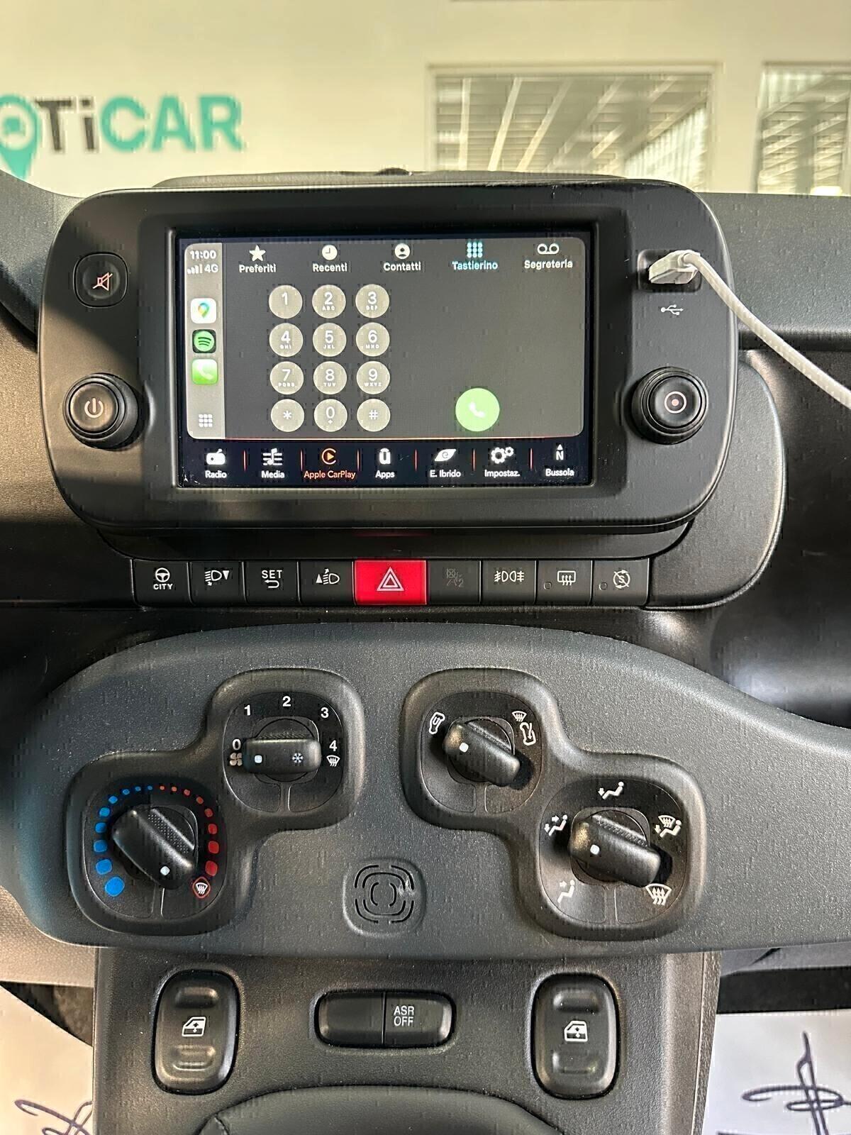 Fiat Panda 1.0 Cross km aziendale 2024 full