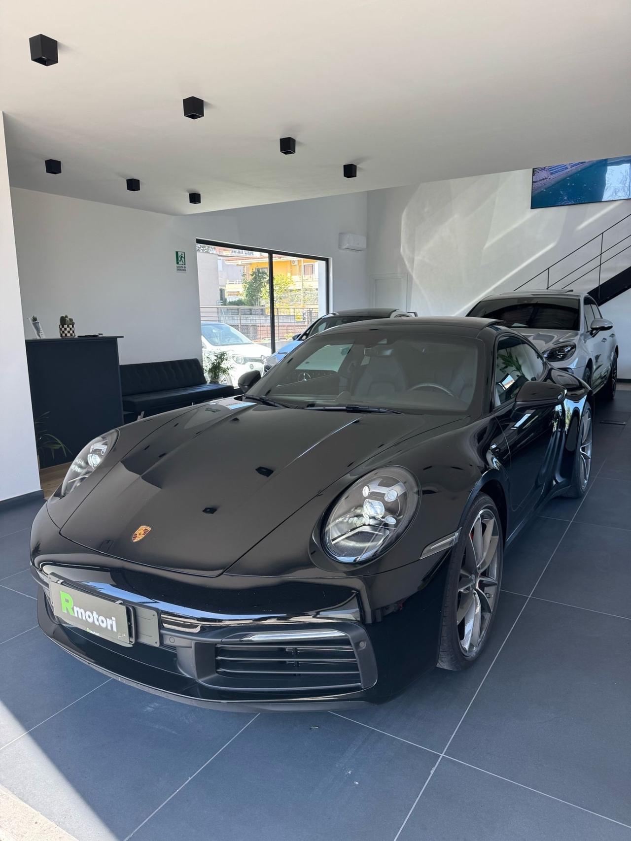 Porsche 992 4S