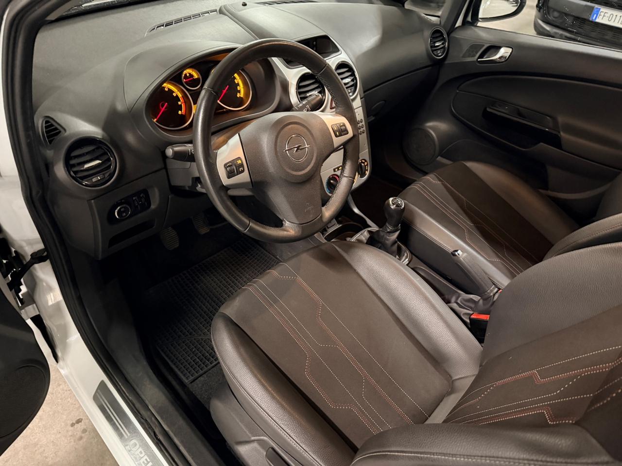 Opel Corsa 1.2 5 porte Elective