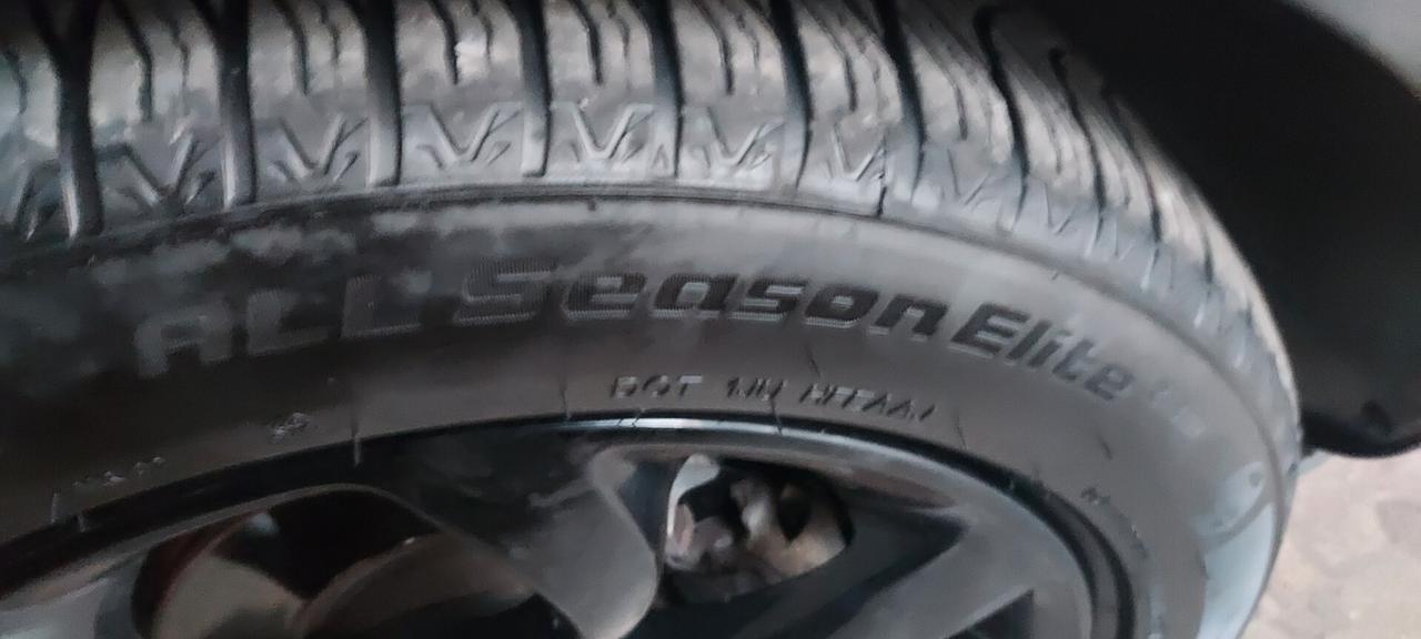 Opel Corsa 1.4 90CV GPL Tech 5 porte 120 BLACK EDIT.