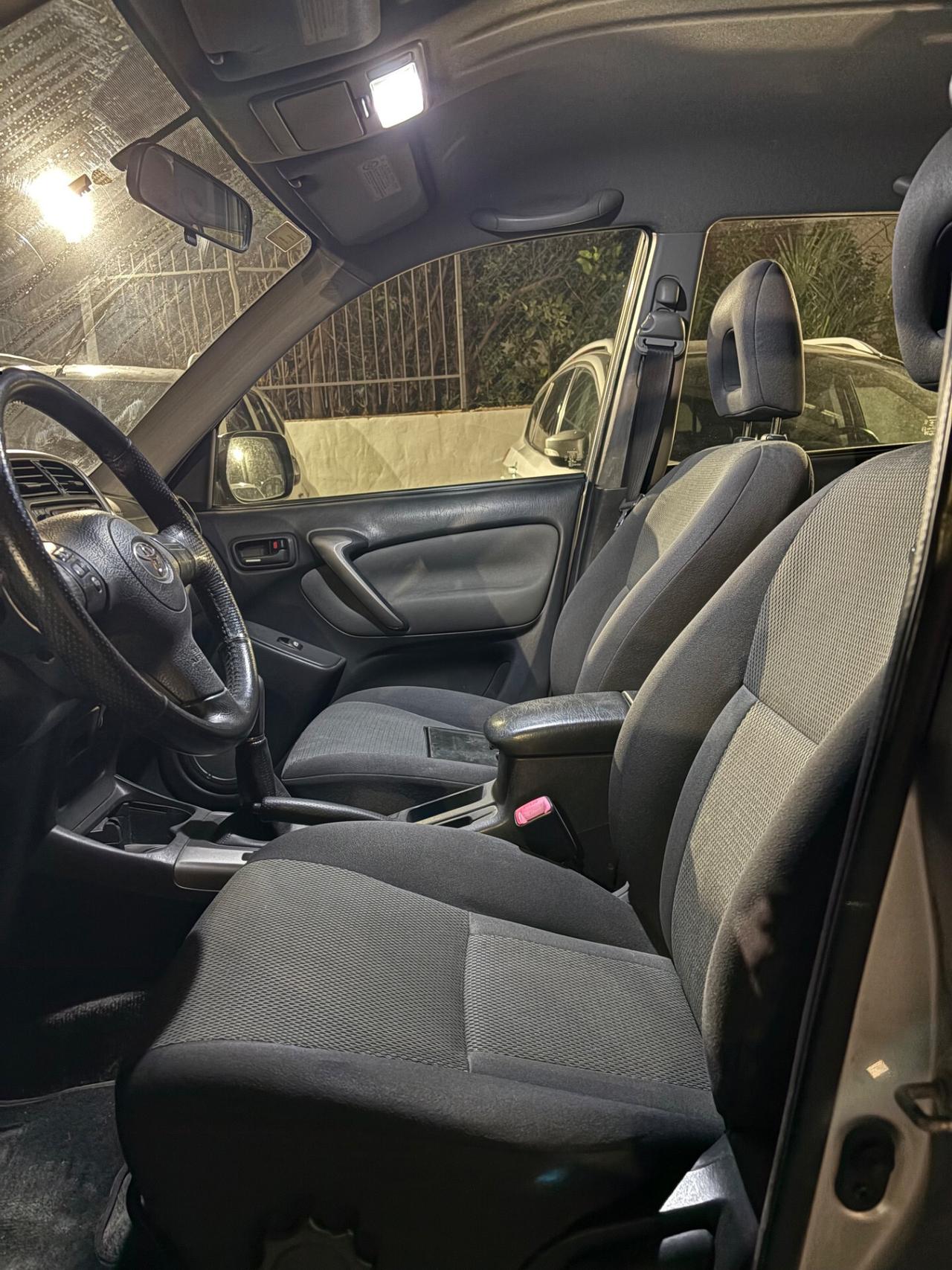 Toyota RAV 4 TRAZIONE INTEGRALE INTROVABILE