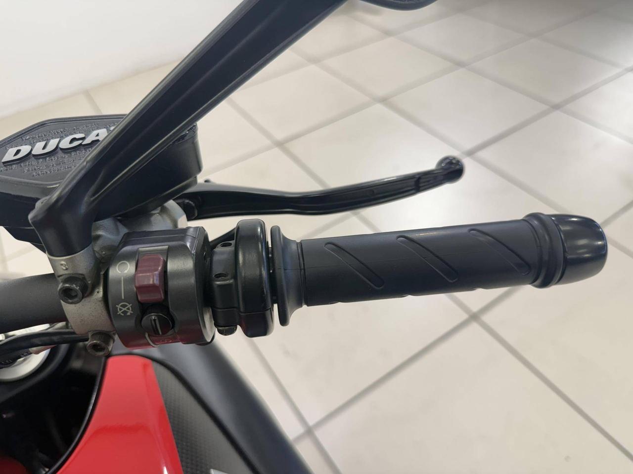 DUCATI Diavel 1199 Dark