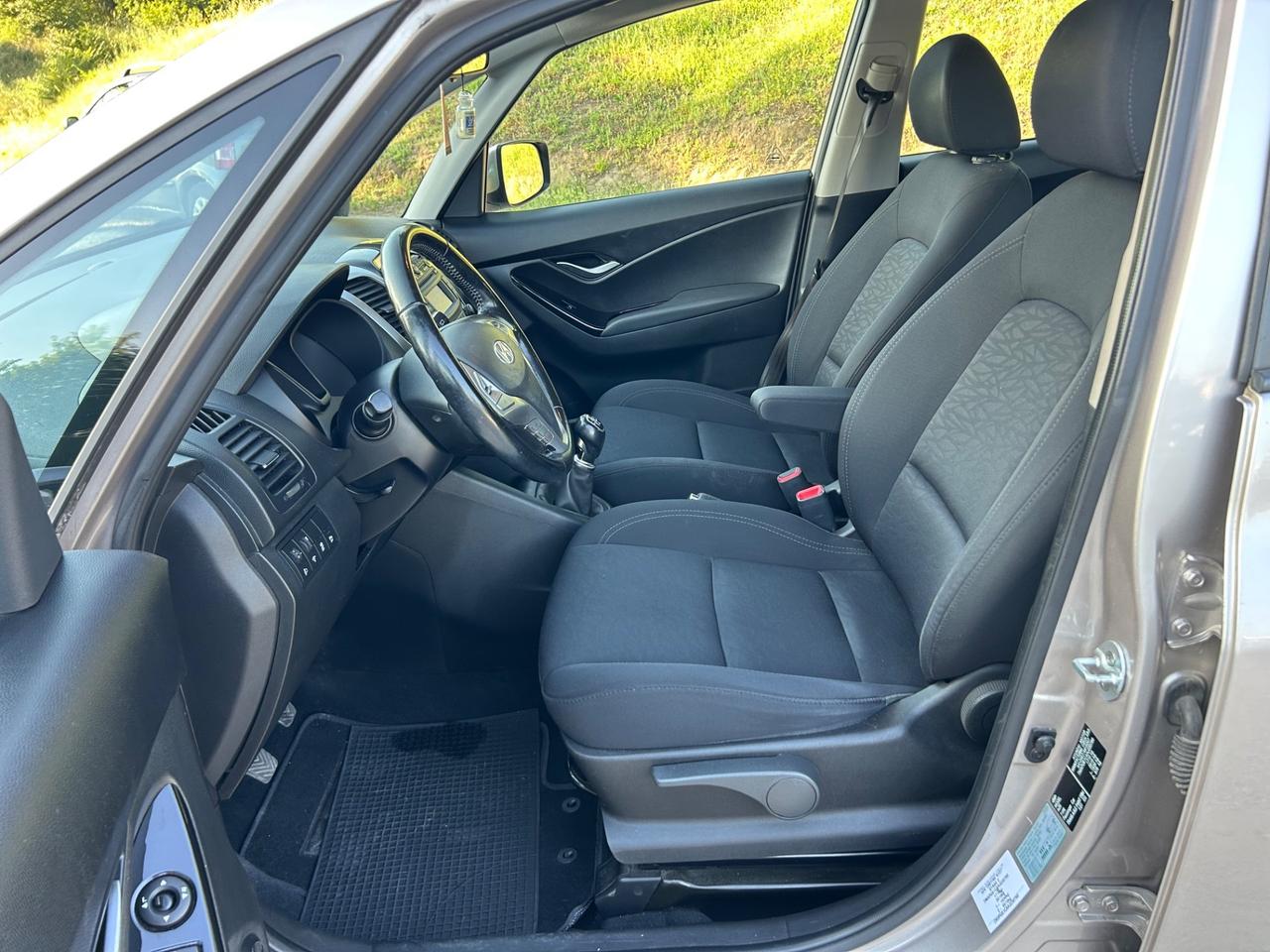 Hyundai iX20 1.4 90 CV GPL Comfort neopatentati permute