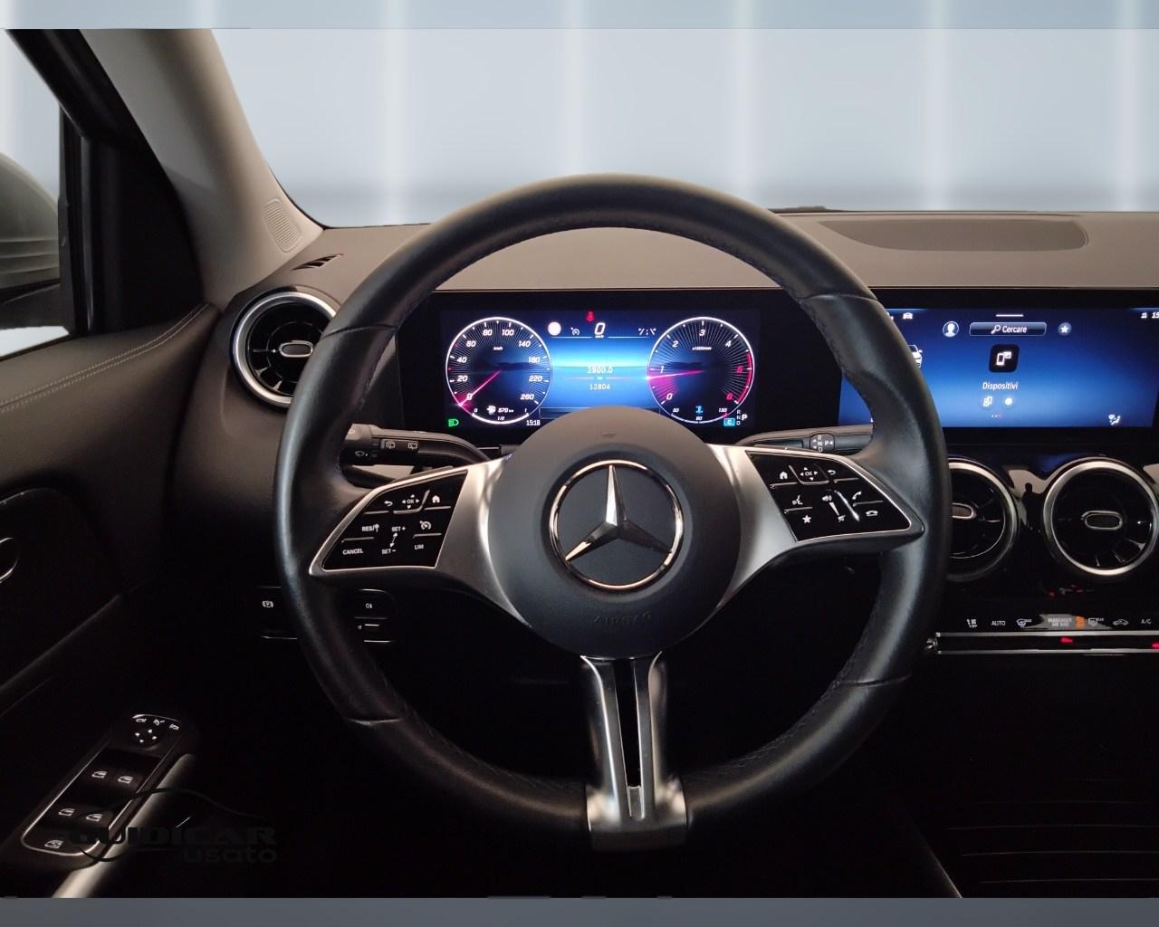Mercedes-Benz GLA-H247 2023 - GLA 180 d Progressive Advanced auto