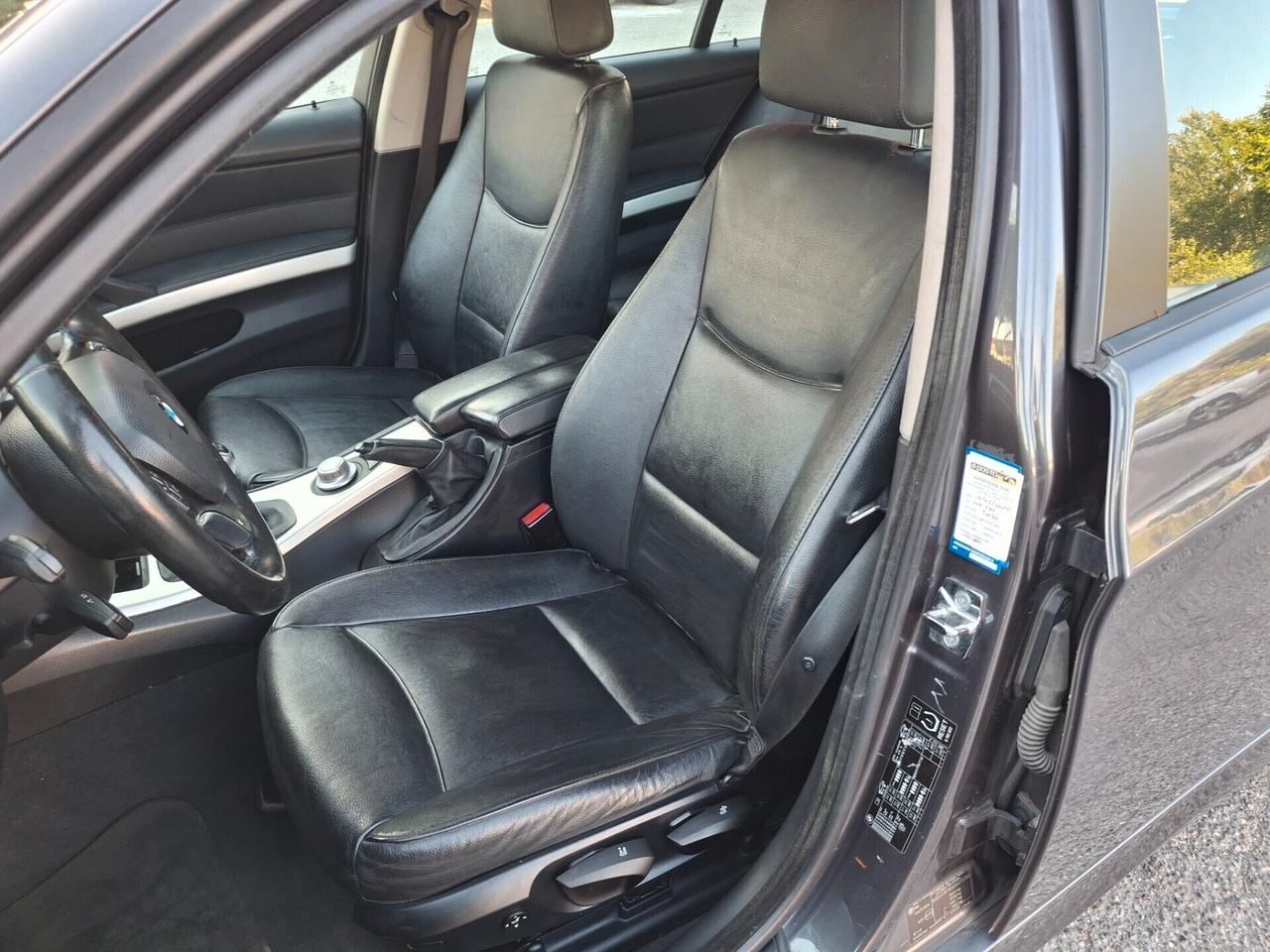 Bmw 318d cat Touring MSport-NAVIGATORE-PELLE-