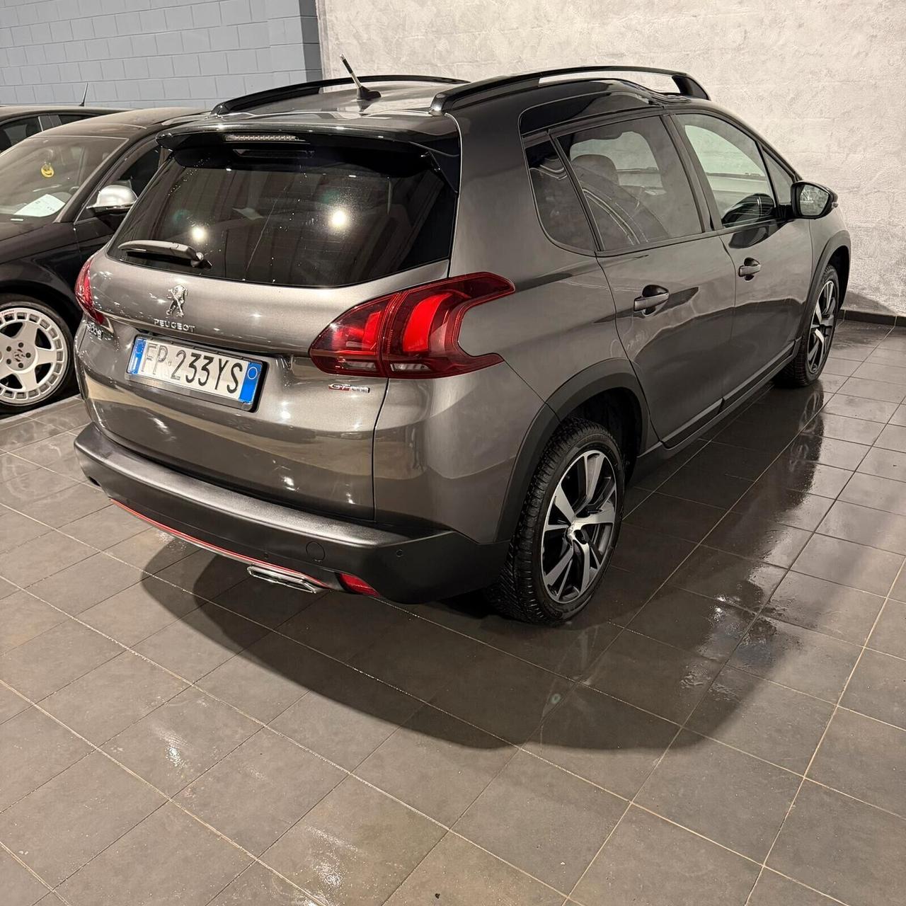 Peugeot 2008 1.2 BENZINA GT-LINE NEOPATENTATI+PELLE+RETROCAMERA