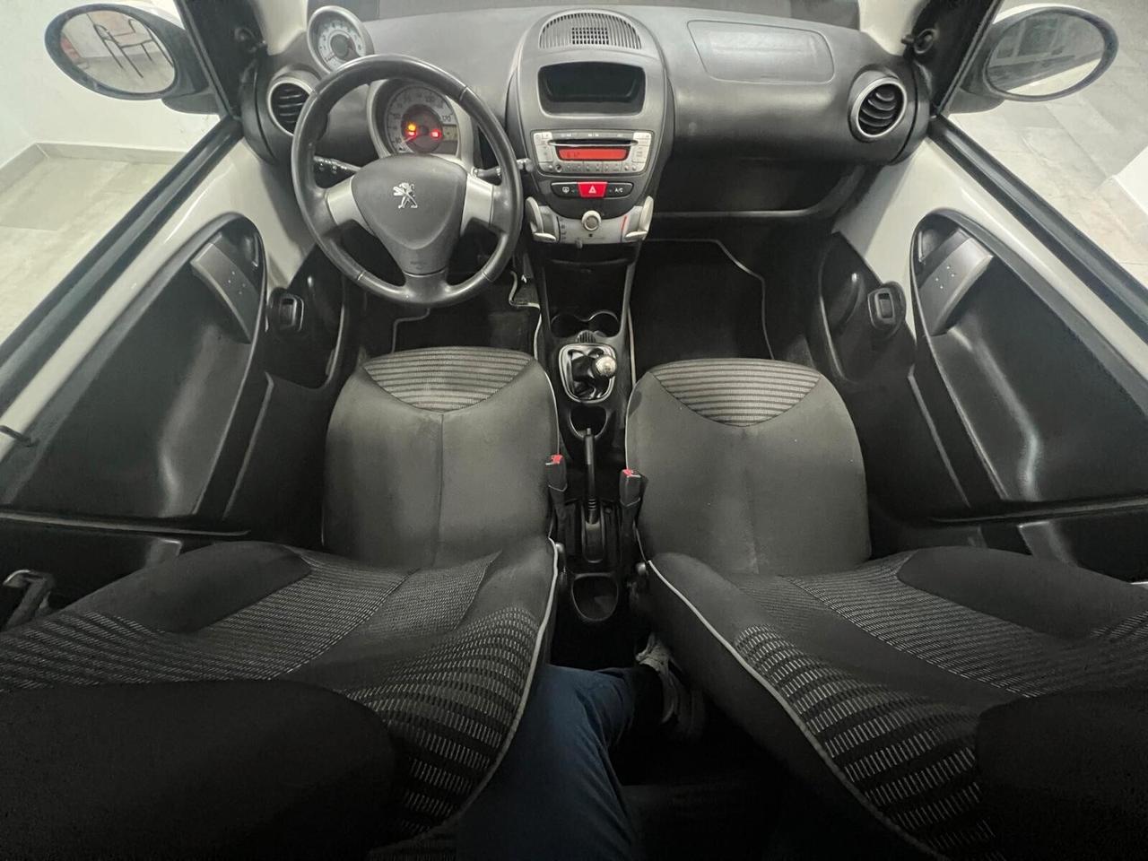 Peugeot 107 1.0 68CV 5p. Active