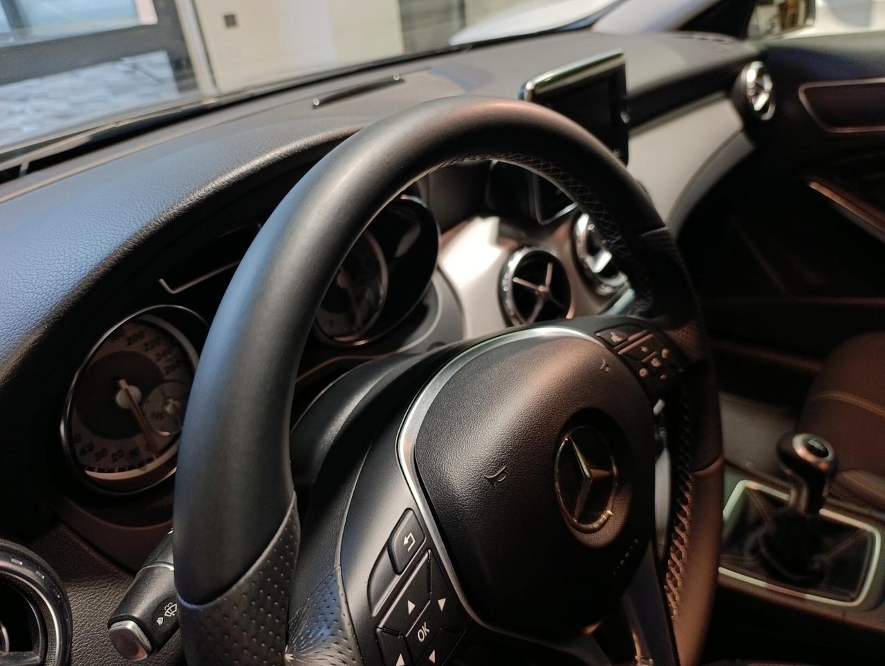 Mercedes-benz GLA 180 Sport