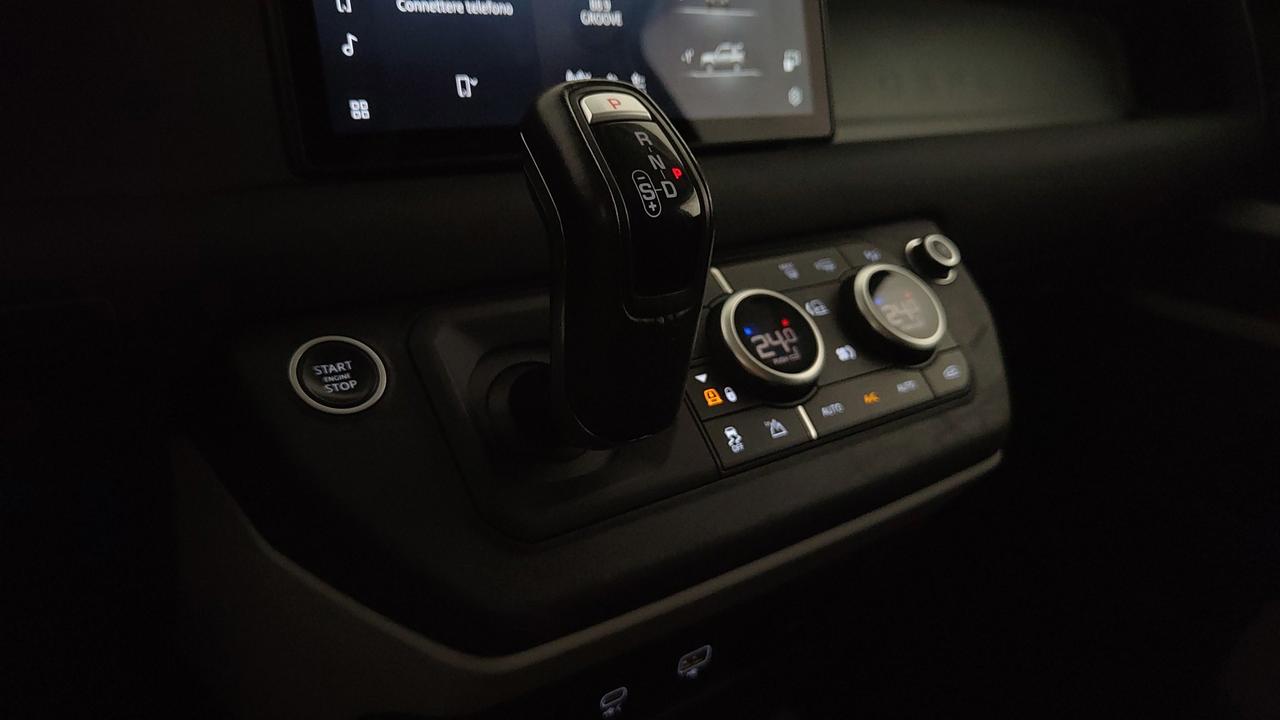 LAND ROVER Defender 90 3.0d i6 mhev awd 250cv auto 6p.ti