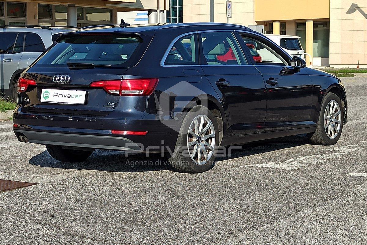 AUDI A4 Avant 3.0 TDI quattro S tronic Business