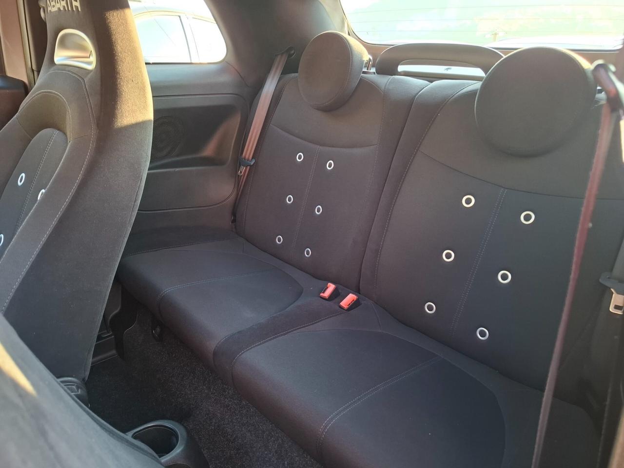 Abarth 595 C 1.4 Turbo T-Jet 145 CV
