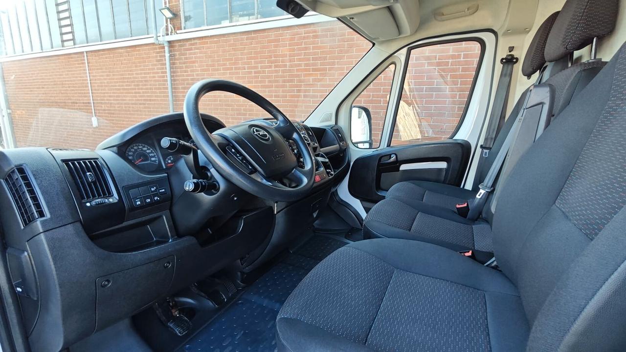 Opel Movano 33 2.2 BlueHDi 140 S&S PC-TN Furgone