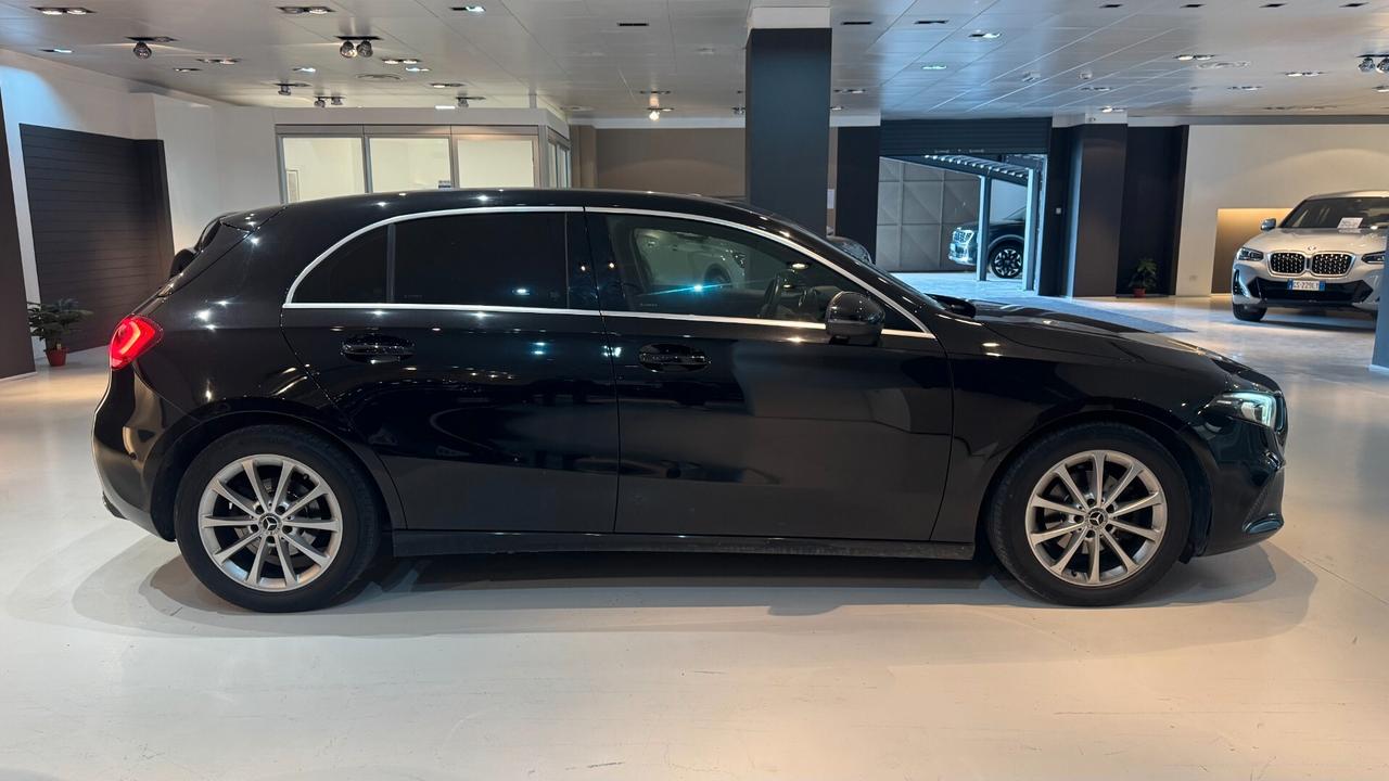 MERCEDES CLASSE A 180 D 116CV - 2019