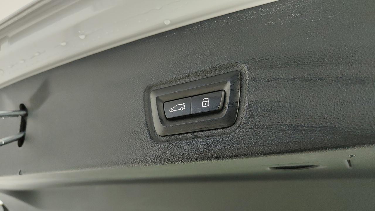 BMW Serie 4 G26 LCI 2024 Gran Coupe - 420d Gran Coupe mhev 48V xdrive MSport Pro auto