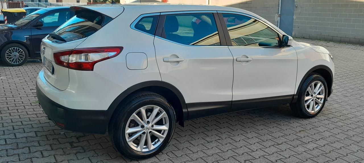Nissan Qashqai 1.2 DIG-T Tekna