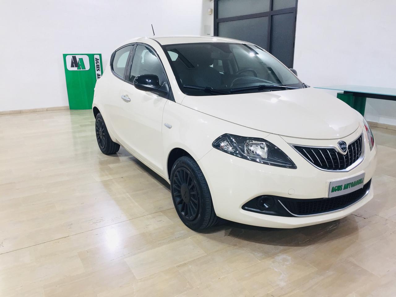 Lancia Ypsilon 1.0 FireFly 5 porte S&S Hybrid