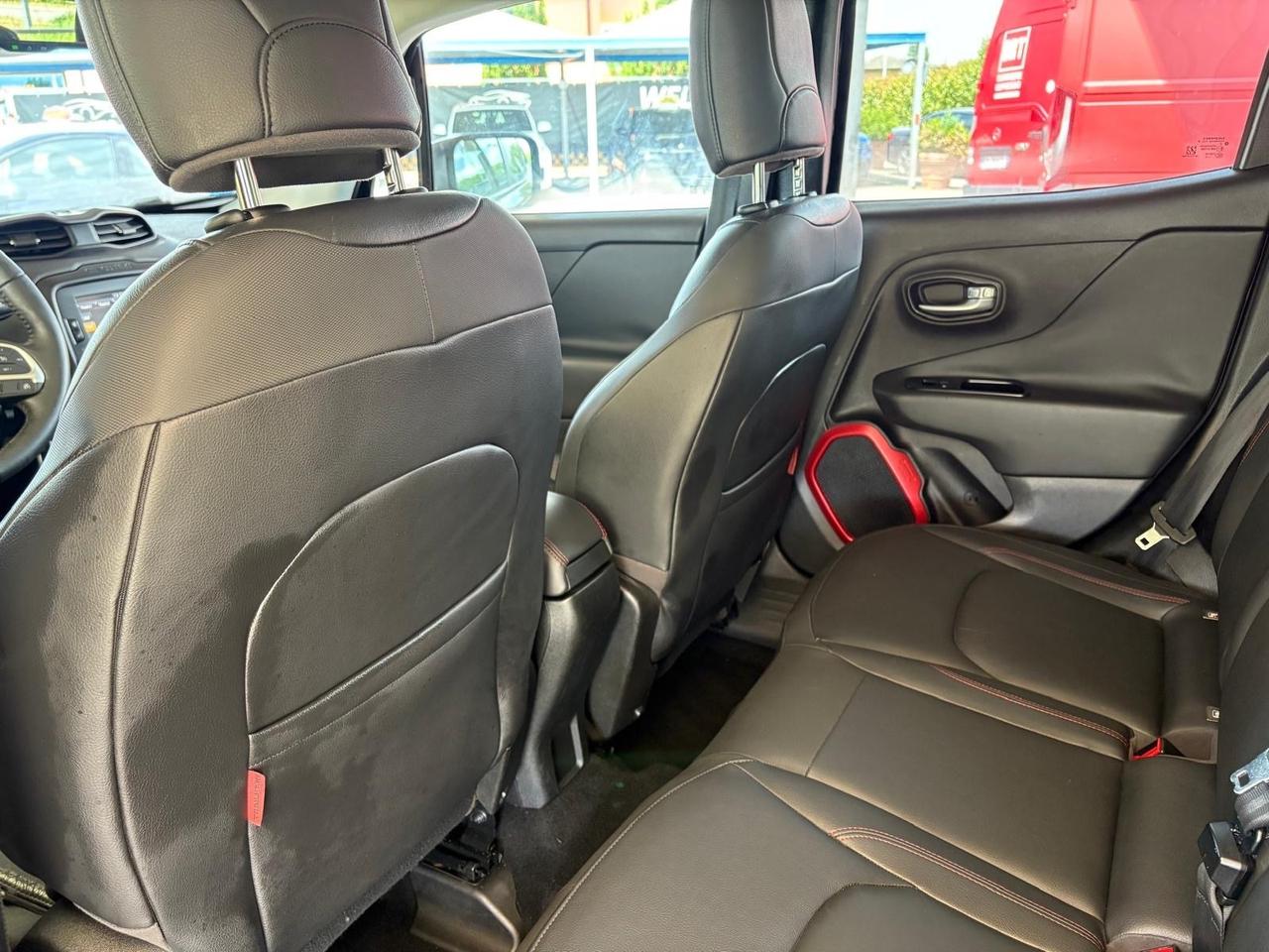 Jeep Renegade 2.0 Mjt 170CV 4WD Active Drive Low Trailhawk