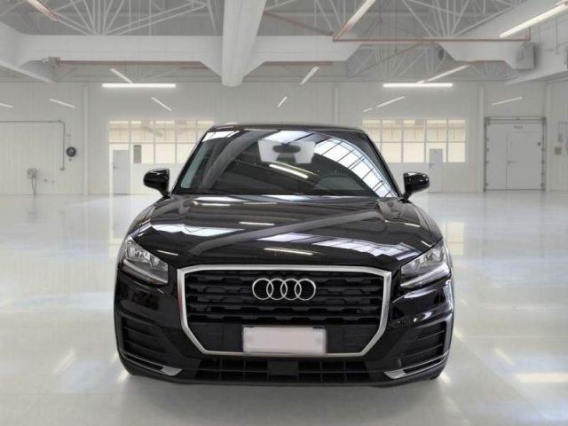 AUDI Q2 30 TDI Business