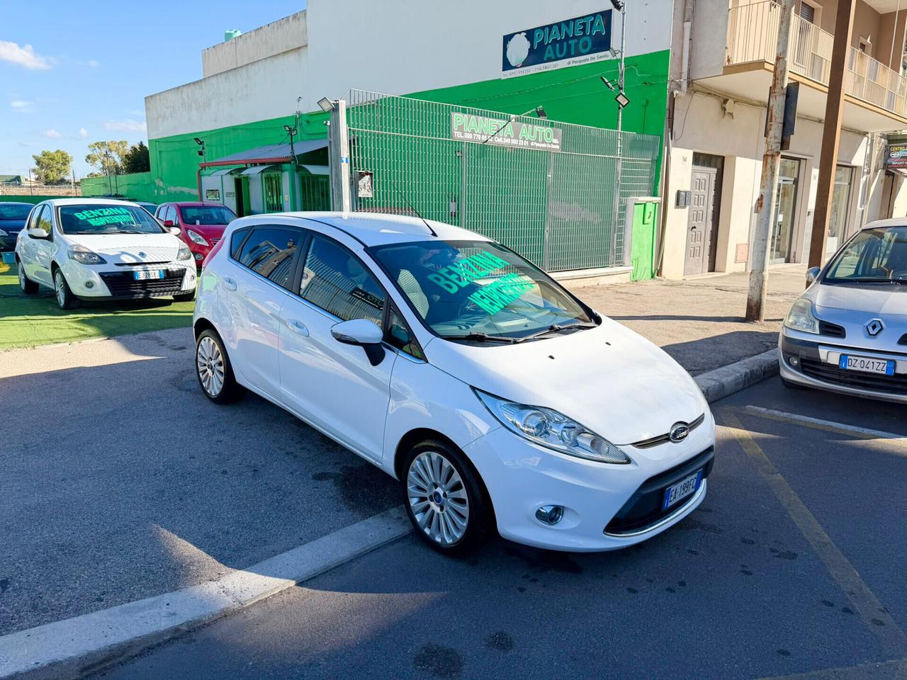 Ford Fiesta Fiesta+ 1.2 82CV 5 porte - Anno 2010 - NEOPATENTATO