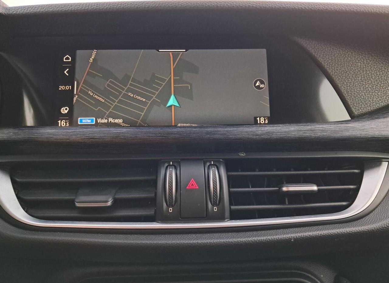 Alfa R. Stelvio 190 CV * AT8 Q4 *LED-PELLE-CERCHI 20*