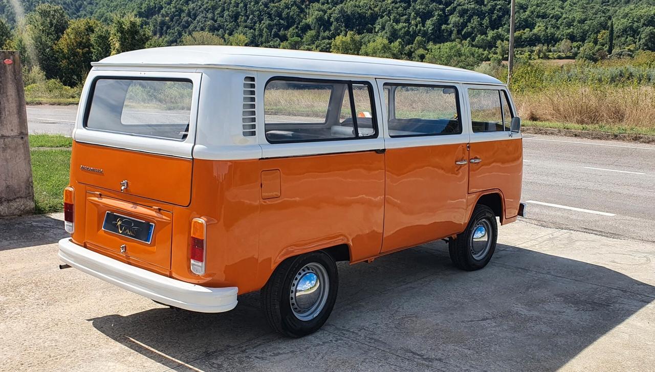 Volkswagen T2 (9 Posti)