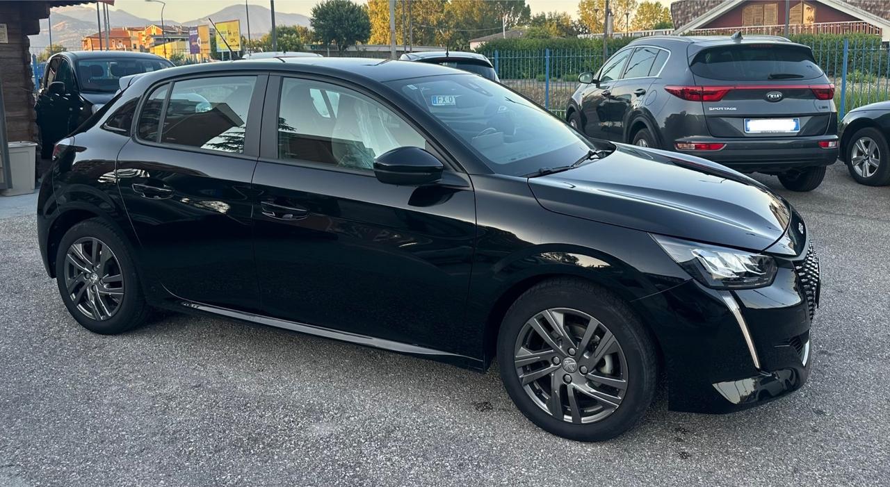 Peugeot 208 PureTech Allure 2022 garanzia 10 Anni